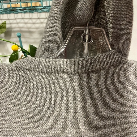 Vintage 80’s St. John gray button sweater Santana dress belt removable collar - Picture 8 of 15